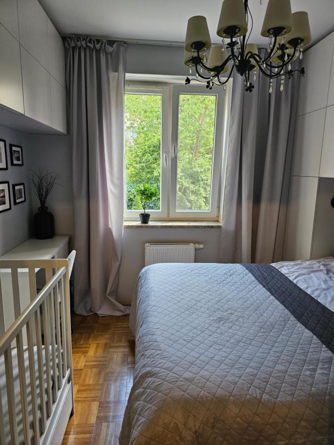 Apartament Rodzinny - Calodobowe Zakwaterowanie, Bezplatny Parking Torun Exterior foto