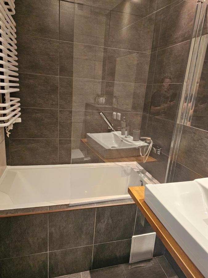 Apartament Rodzinny - Calodobowe Zakwaterowanie, Bezplatny Parking Torun Exterior foto